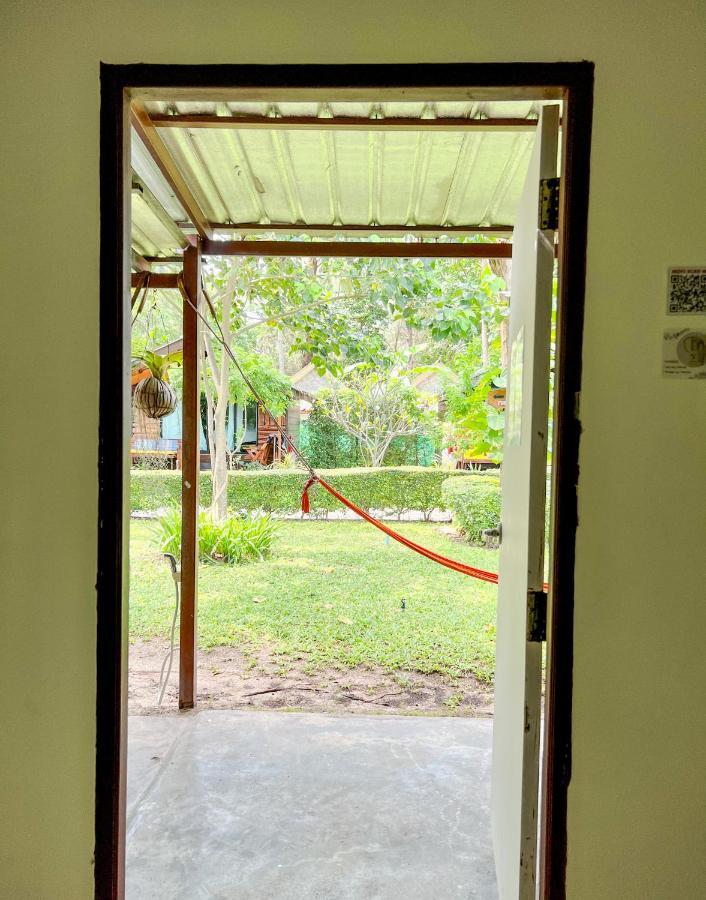 Salisa Resort Koh Lipe Exterior photo