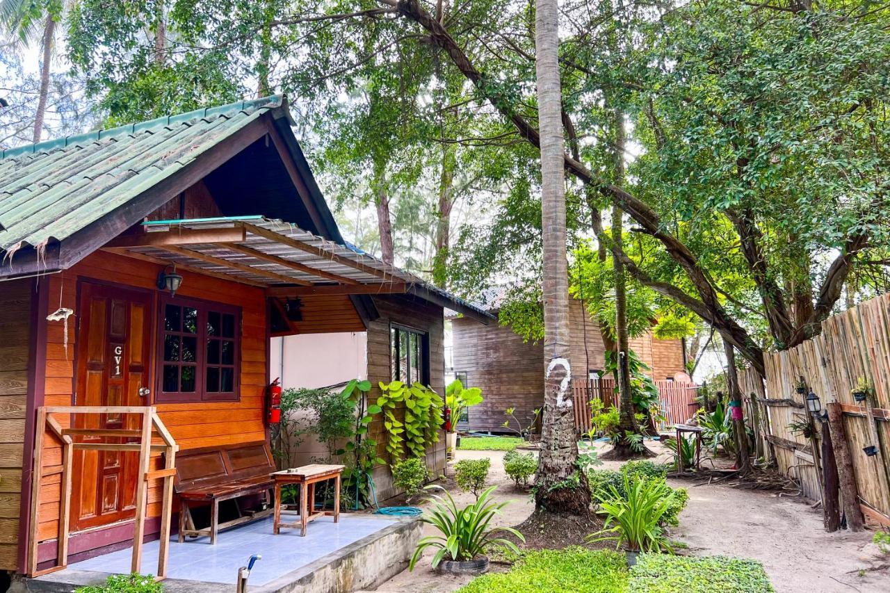 Salisa Resort Koh Lipe Exterior photo