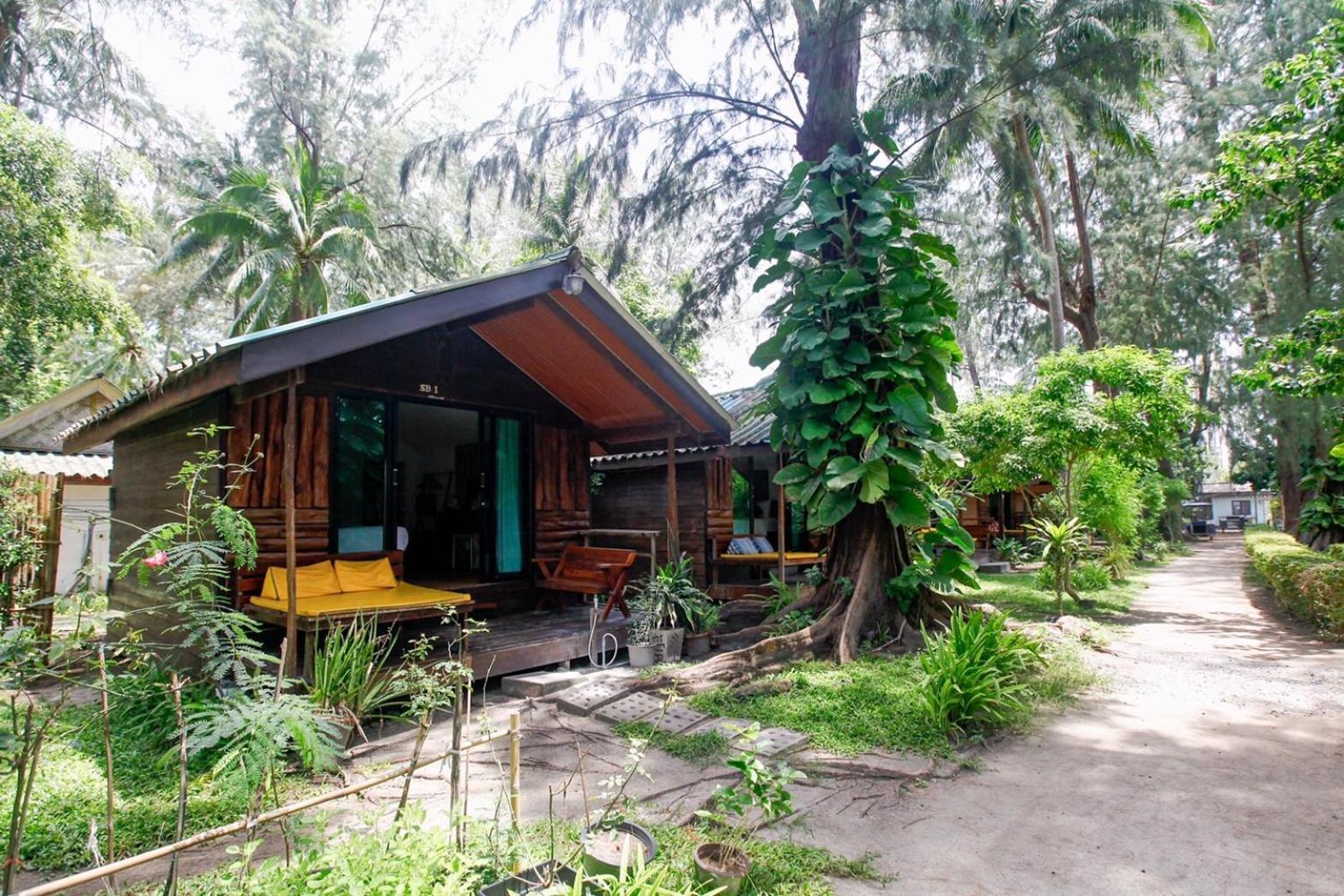 Salisa Resort Koh Lipe Exterior photo